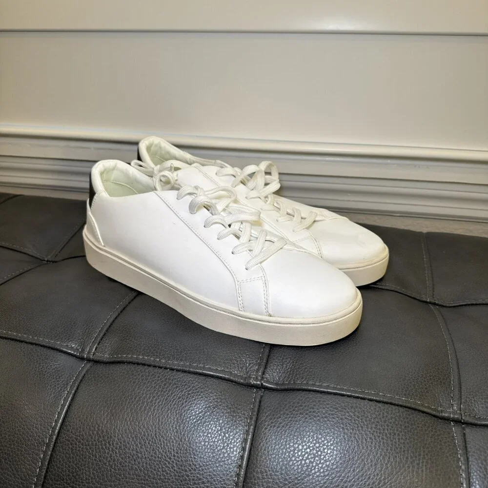 Thousand Fell Sustainable Lace Up Shoe (10 white/black)